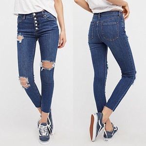 NWT Free People Distressed Skinny Jean